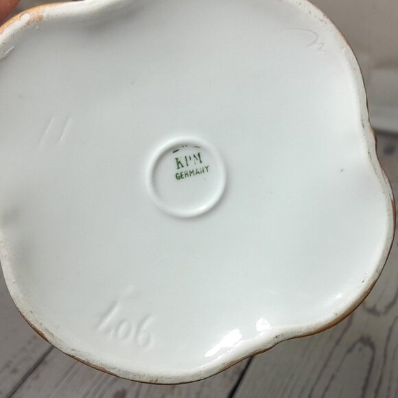 Porcelain Sugar Bowl KPM Germany Floral Pink Roses Gold Trim Double Handles - Picture 10 of 13